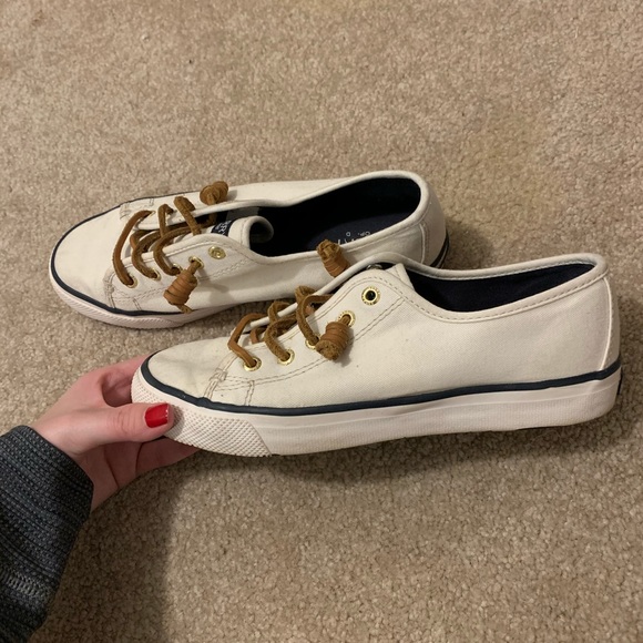 Women’s Sperrys slip on - Picture 3 of 3